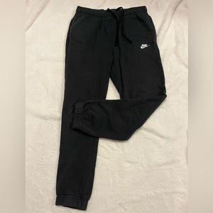 Nike Sportswear Fleece Club Sweatpants